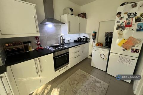 undefined, Senga Road, Wallington, SM6