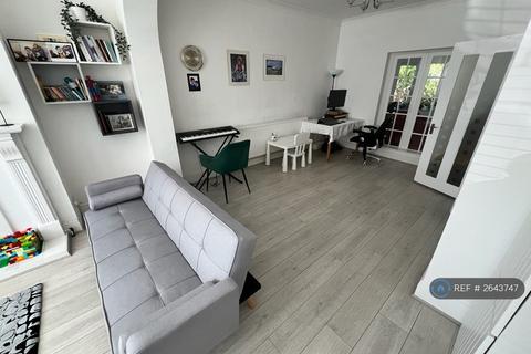 undefined, Senga Road, Wallington, SM6
