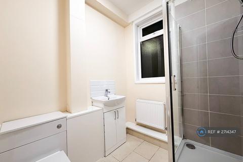4 bedroom terraced house to rent, Twyford Avenue, Portsmouth, PO2