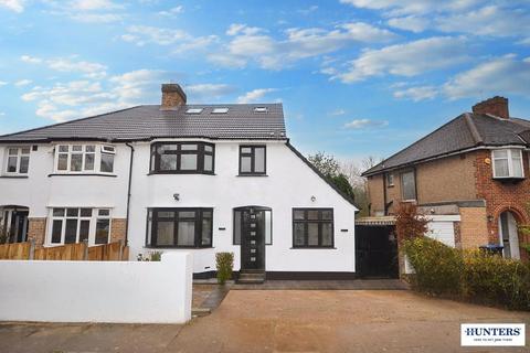 undefined, Ravenscroft Avenue, Wembley
