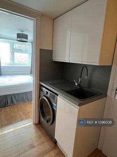 undefined, Hounslow, Hounslow, TW3