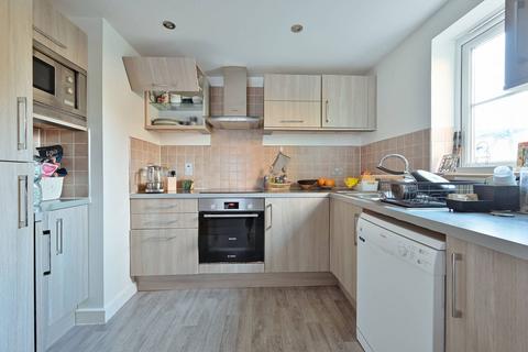 Vale Road, Bushey, WD23