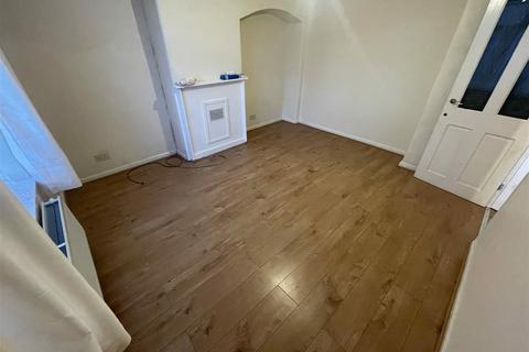 undefined, 3/4 Bedroom House with garden and own driveway - Edgware HA8
