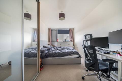 Little Thames Walk, Greenwich, London, SE8