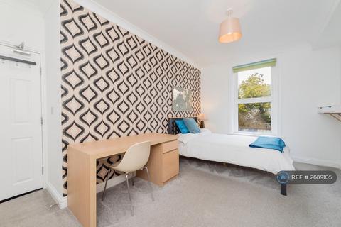 Ophir Road, Portsmouth, PO2