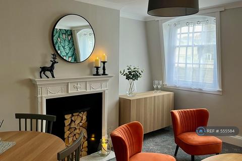 2 bedroom flat to rent, Portland Place, Brighton, BN2