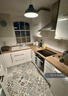 2 bedroom flat to rent, Portland Place, Brighton, BN2
