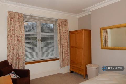 2 bedroom flat to rent, Abbey Place, Aberdeen, AB11