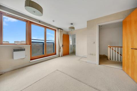 undefined, Meath Crescent, E2