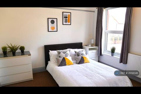 undefined, Hearsall Lane, Coventry, CV5