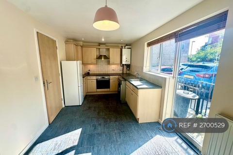 undefined, Carmichael Close, Ruislip, HA4