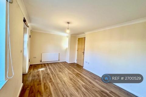 undefined, Carmichael Close, Ruislip, HA4