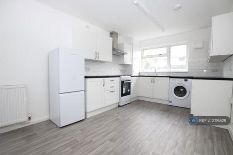 Plumpton Walk, Maidstone, ME15