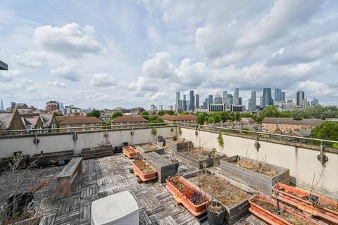 undefined, Forge Square, Docklands, London, E14