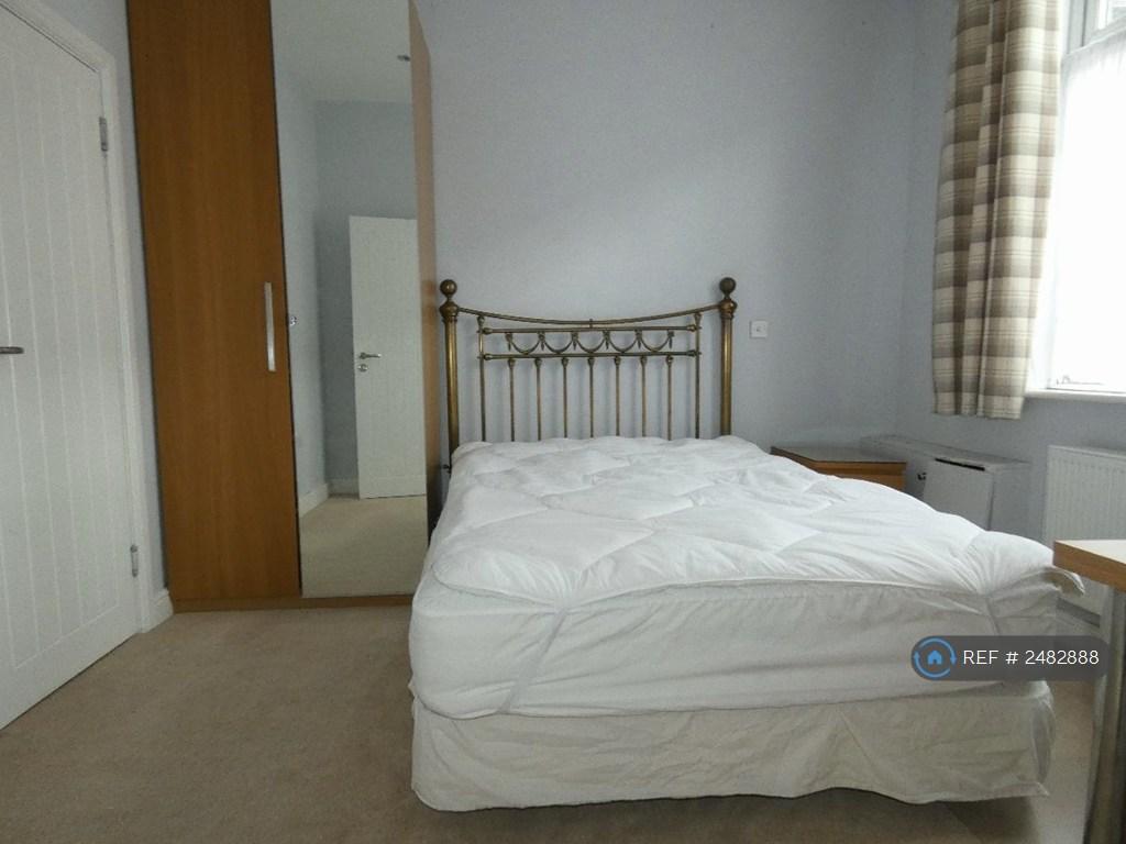 Room 1 £114 Per Week Ensuite