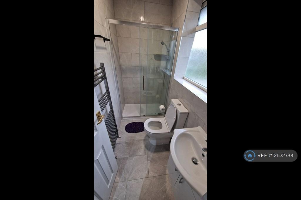 Room 3 Ensuite