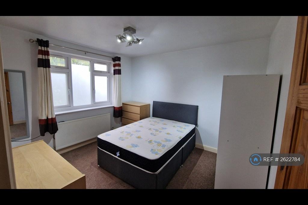 Room 3 Ensuite