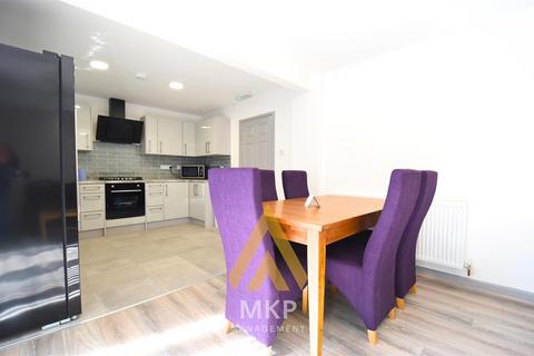 undefined, Cadnam Close, Birmingham B17