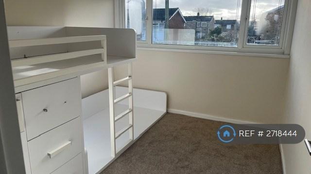 Second Bedroom With Fitted Bed (Sleeps 2)
