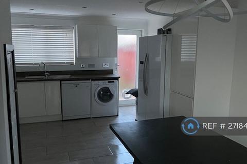 undefined, Bourne Avenue, Basildon, SS15