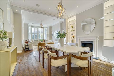undefined, Clapham Common North Side, SW4
