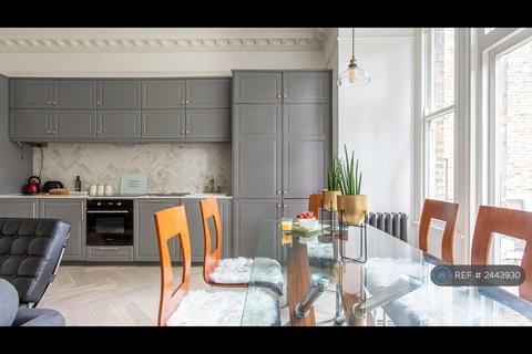 undefined, Ealing, London, W5