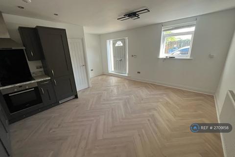 2 bedroom flat to rent, Liverpool, Liverpool, L25