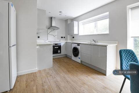 1 bedroom flat to rent, Trinity Apartments, Leeds, LS13