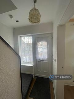 2 bedroom semi-detached house to rent, Dixon Court, Cottingham, HU16