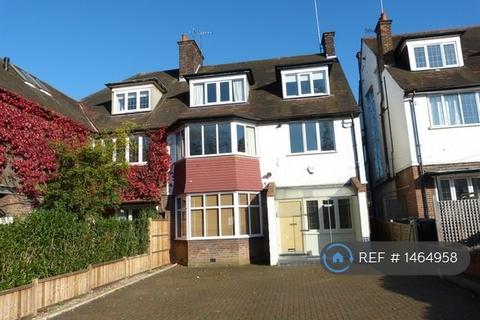 2 bedroom flat to rent, Finchley Road, London, NW11