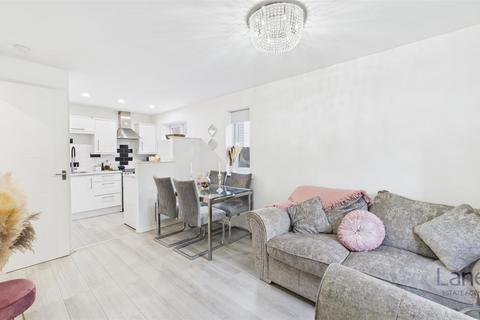 1 bedroom flat for sale, Cranleigh Close, Cheshunt, Waltham Cross