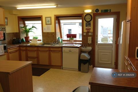 1 bedroom in a house share to rent, Holburn Street, Aberdeen, AB10