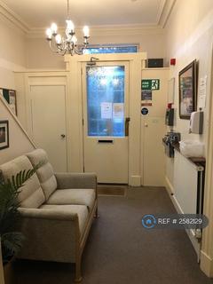 1 bedroom in a house share to rent, Holburn Street, Aberdeen, AB10