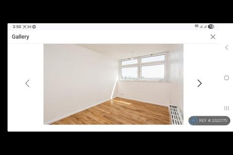 undefined, Elmslie Point, London, E3
