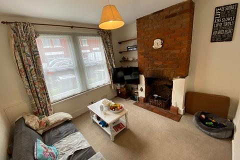 2 bedroom terraced house to rent, St. Johns Road, Winchester, SO23