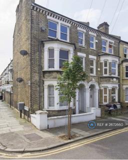 2 bedroom flat to rent, Tregothnan Road, London, SW9