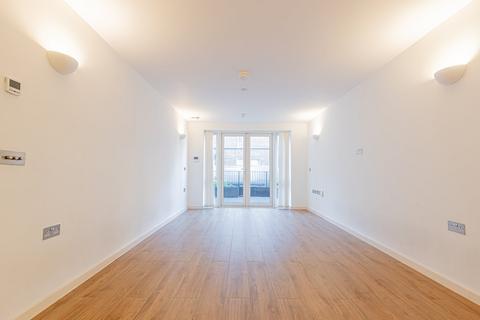 2 bedroom apartment to rent, West Green Road, London, N15