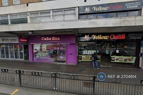 1 bedroom flat to rent, Madison Heights, Hounslow, TW3