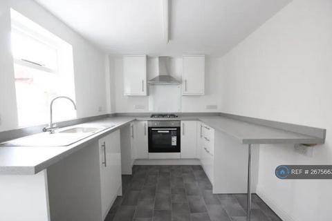 3 bedroom terraced house to rent, St. Barnabas Street, Wellingborough, NN8