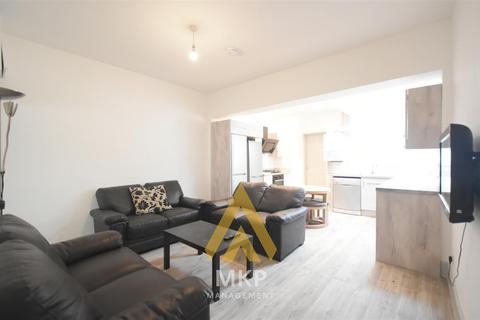 6 bedroom terraced house to rent, Katie Road, Selly Oak, Birmingham B29