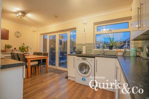 undefined, Dovervelt Road, Canvey Island, SS8