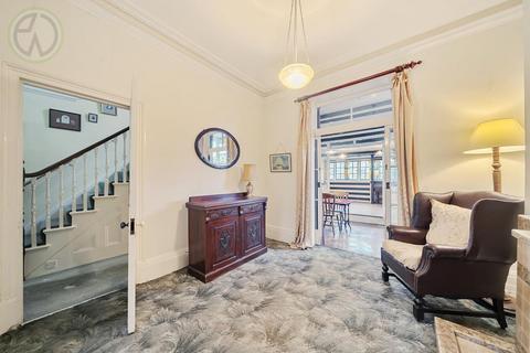 undefined, Graham Road, Mitcham, CR4