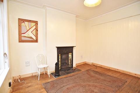 3 bedroom terraced house to rent, Chatsworth Road, Harrogate, HG1 5HX