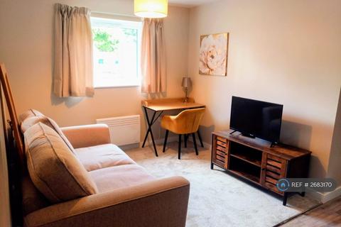 1 bedroom flat to rent, Newcastle Road, Stoke-On-Trent, ST4