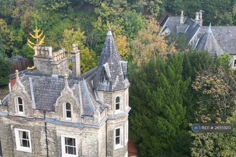 3 bedroom flat to rent, Castle Grove, Nottingham, NG7
