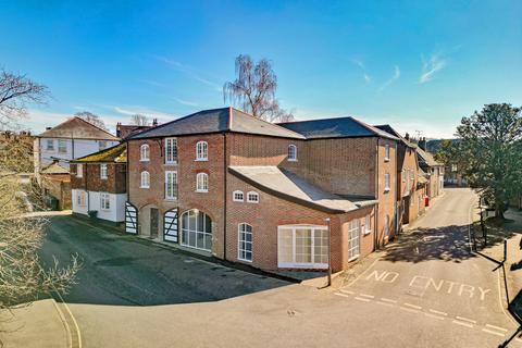 2 bedroom apartment to rent, Bank Street, Southampton SO32