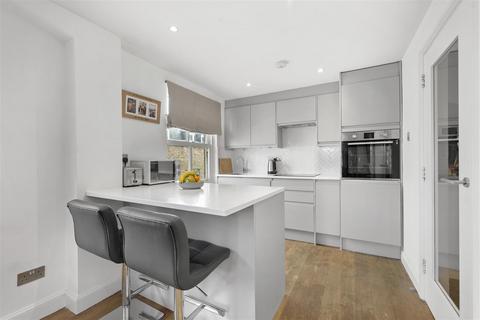 1 bedroom flat for sale, Temple Street, London