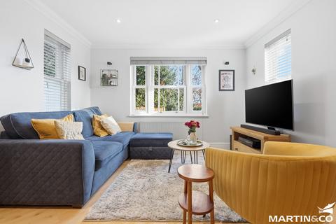 2 bedroom apartment for sale, Winchester Court, Chelmsford