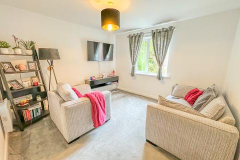 2 bedroom flat to rent, Meanwood Heights, Meanwood Road, Leeds, LS7 2SW