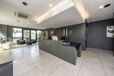 undefined, Middle Road, London W7